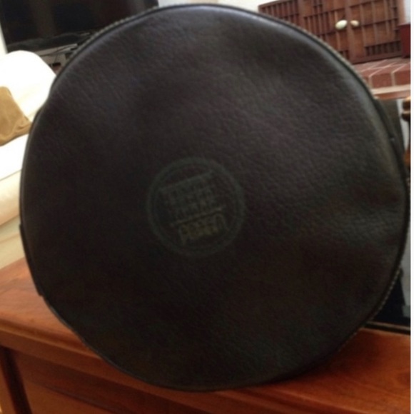 Fendi black leather Palazzo shoulder bucket bag Authentic - Picture 8 of 13